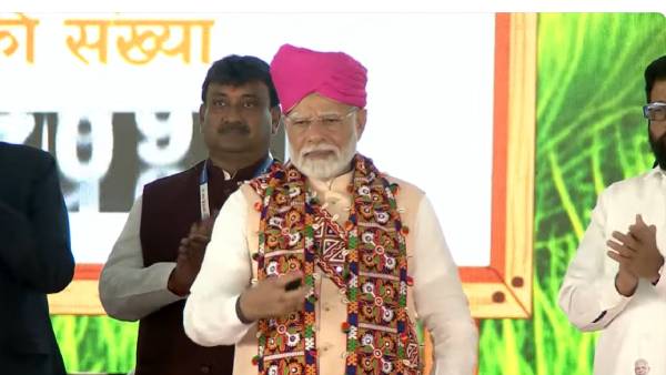 मोदीजींच्या हस्ते विविध विकासकामांचे उद्घाटन